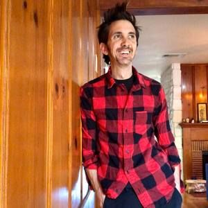 Meet your Posher, Adam